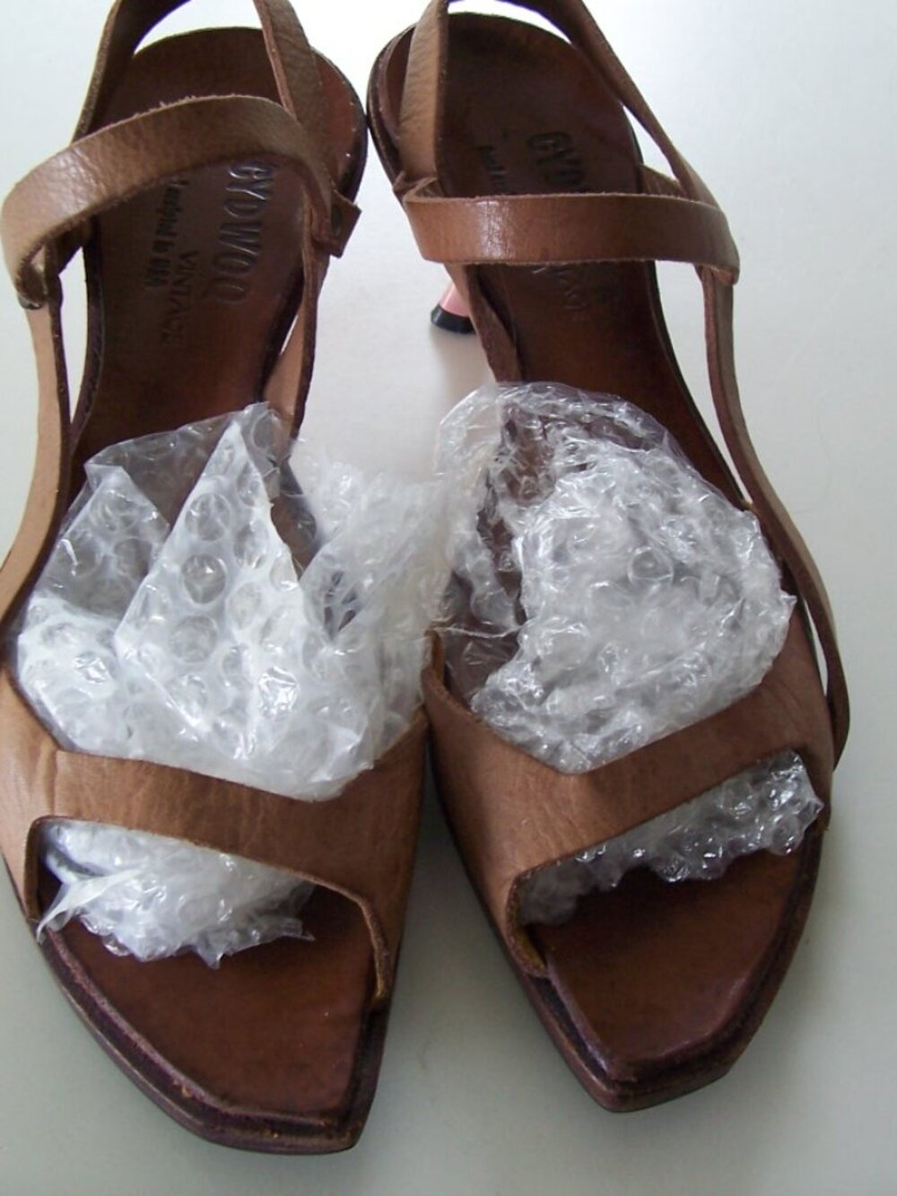 Cydwoq  Vintage Women's Handmade Leather Sandals Size 7.5